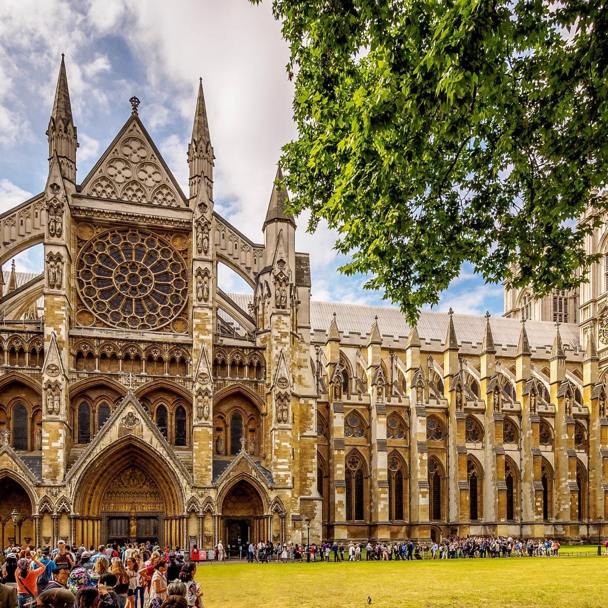 westminster abbey outside building